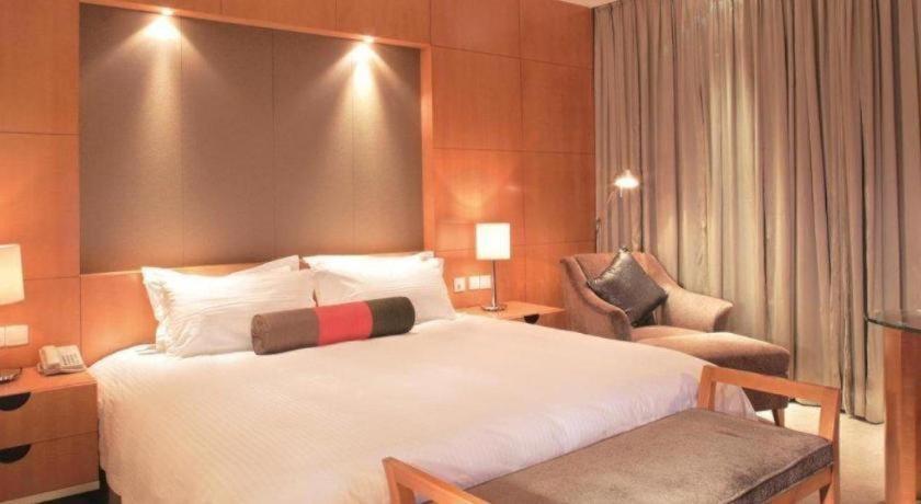 Tian Cheng Hotel Jin Jiang Shanghai Exterior foto